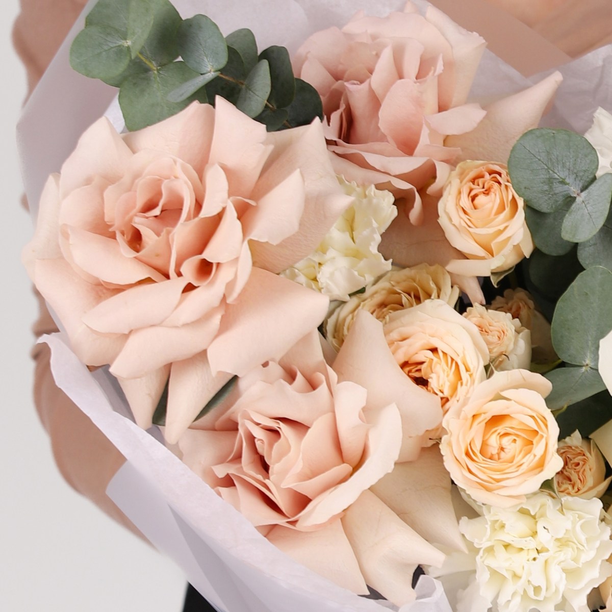 nezhnyj buket c rozami 7